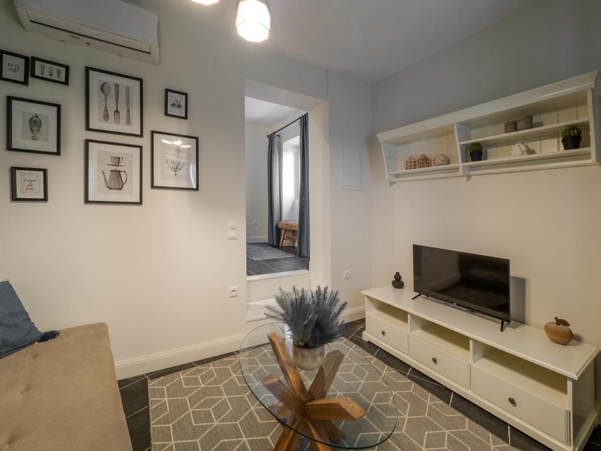 Little Corfu Town Apartment ภายนอก รูปภาพ