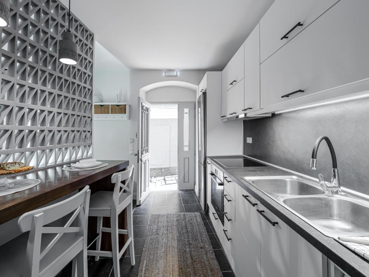 Little Corfu Town Apartment ภายนอก รูปภาพ