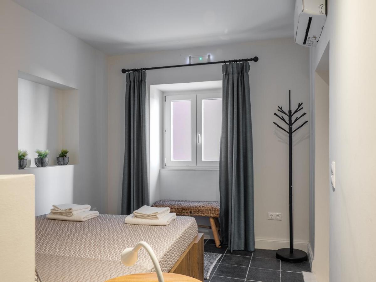 Little Corfu Town Apartment ภายนอก รูปภาพ